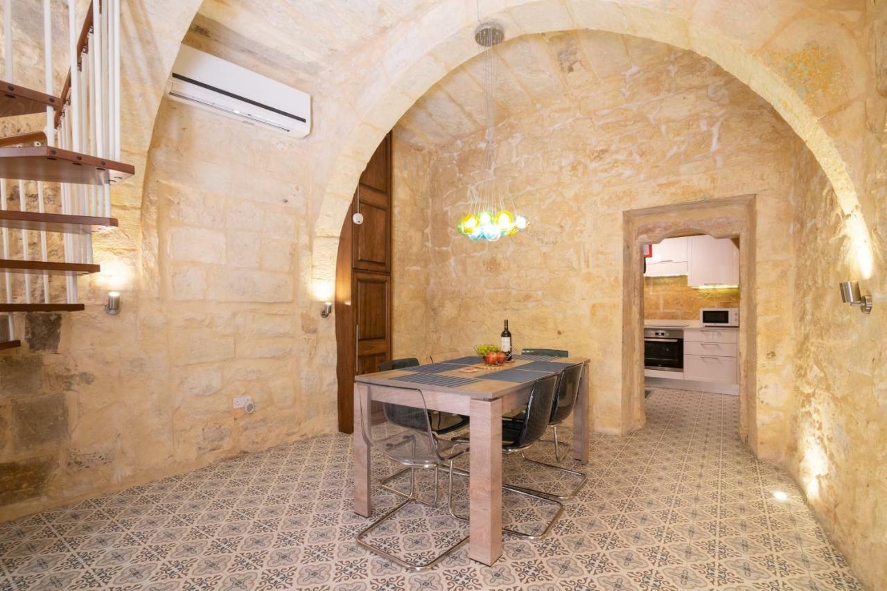 Villa 16 Lettings - Charming Character House Vittoriosa Exterior foto