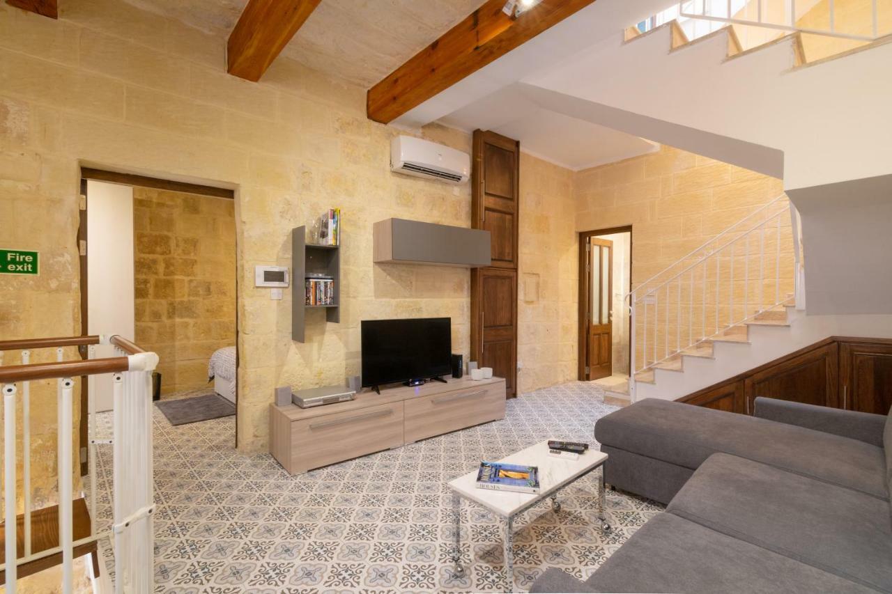 Villa 16 Lettings - Charming Character House Vittoriosa Exterior foto