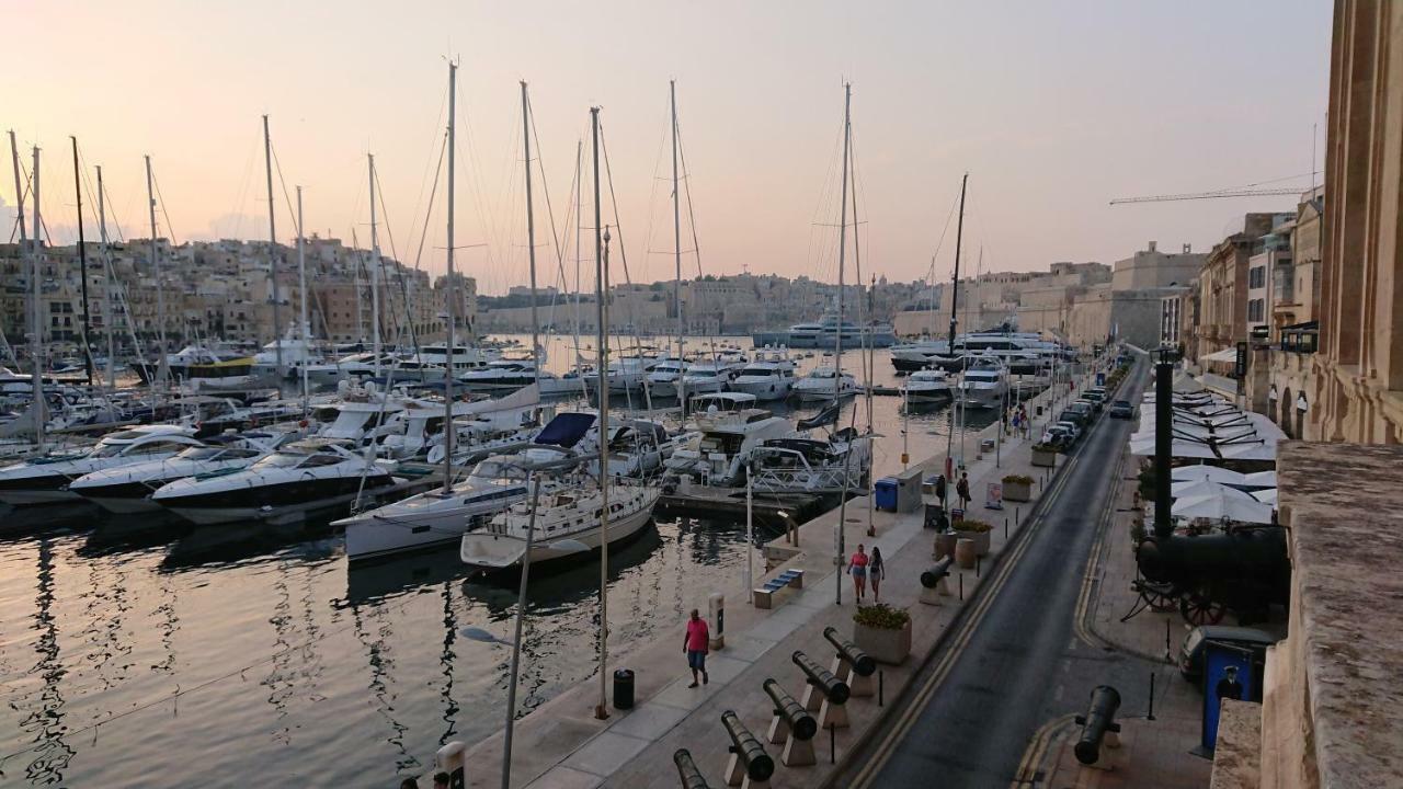 Villa 16 Lettings - Charming Character House Vittoriosa Exterior foto